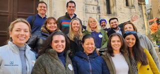 American Securities employees volunteering at the West Side Campaign Against Hunger (WSCAH).